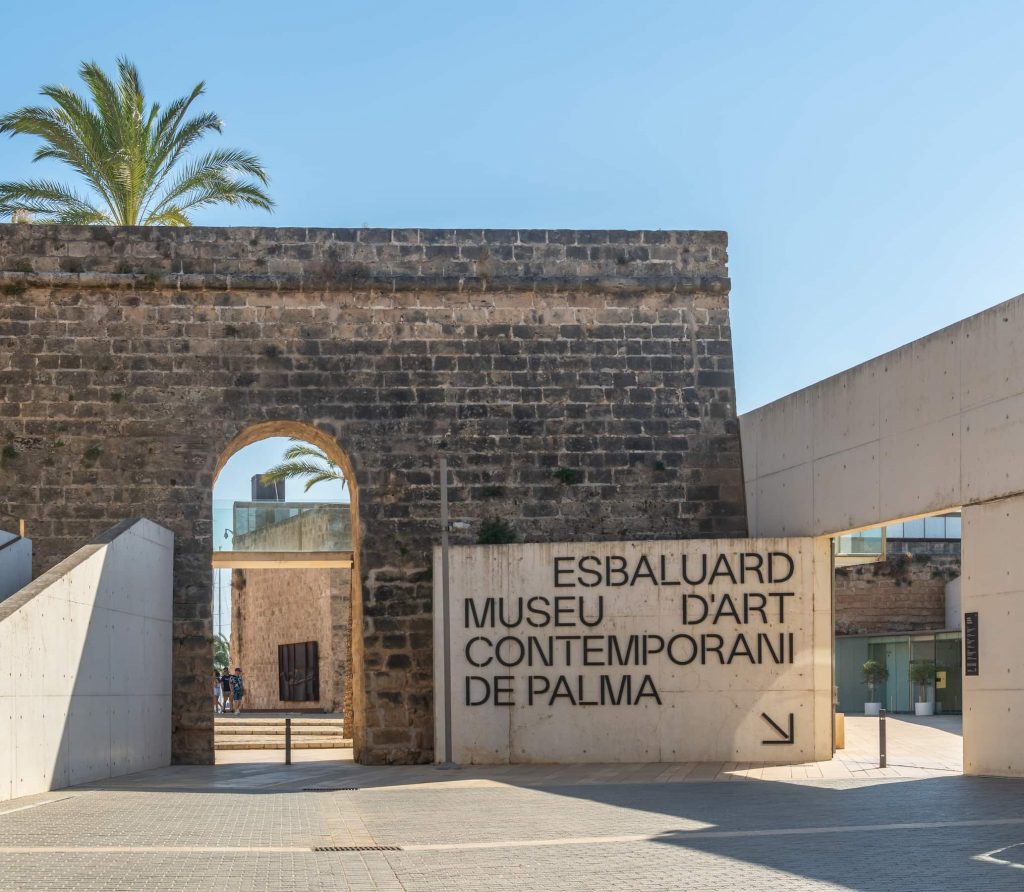 Es Baluard Museu d&#8217;Art Contemporani de Palma, ein lebendiges Museum in einem einzigartigen und inspirierenden Gebäude - Nivia Born Boutique Hotel